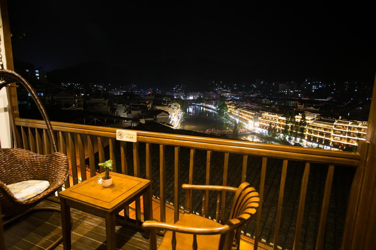 Wang Jiang Reclusive Boutique Inn Fenghuang County Exterior photo