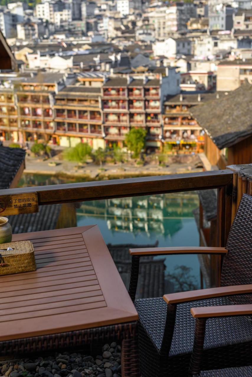 Wang Jiang Reclusive Boutique Inn Fenghuang County Exterior photo
