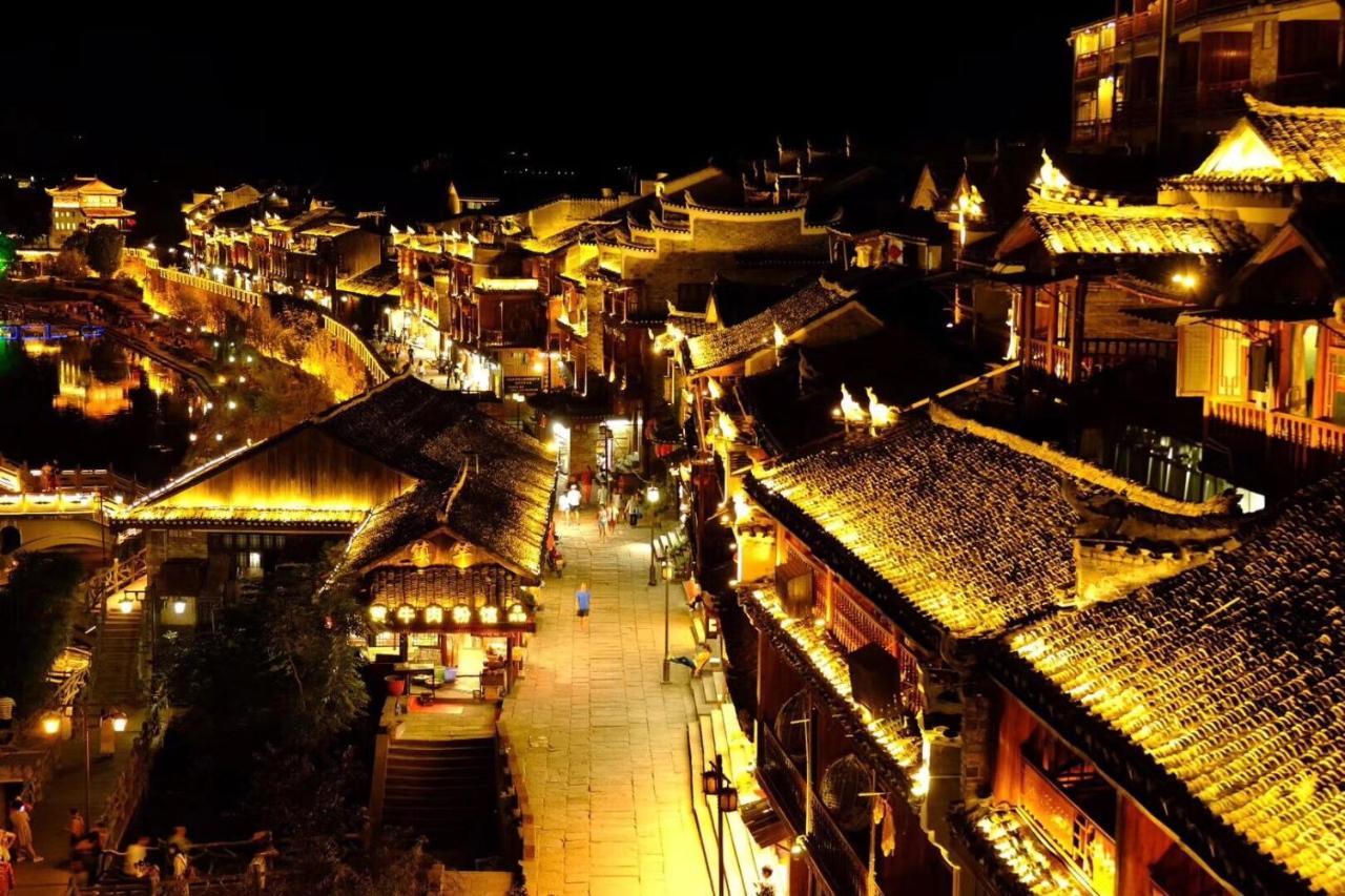 Wang Jiang Reclusive Boutique Inn Fenghuang County Exterior photo