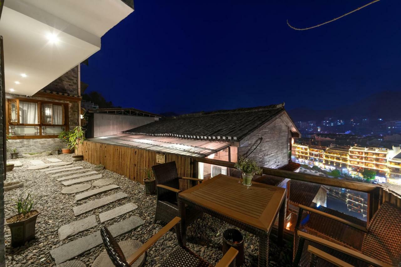Wang Jiang Reclusive Boutique Inn Fenghuang County Exterior photo